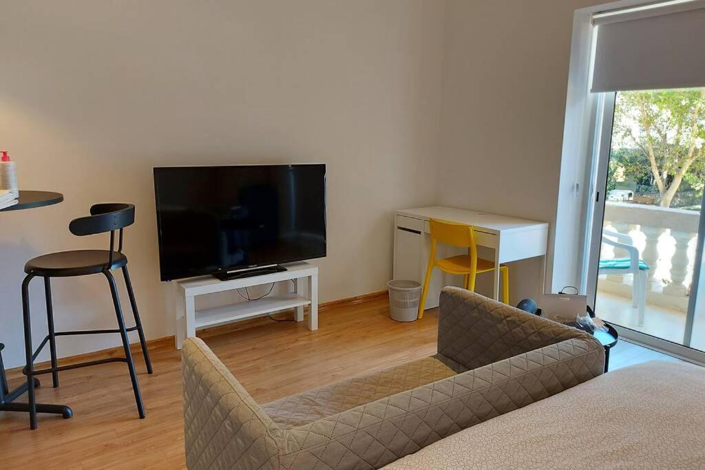 Entire Guest Suite Saint Julian's Εξωτερικό φωτογραφία
